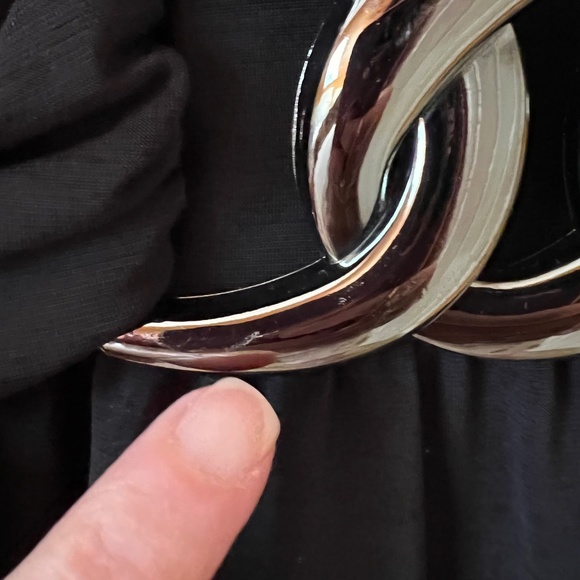 EUC Black V-Neck Blouse with 3/4 Sleeves and Silvery Chain Link Detail (small) - Picture 8 of 9